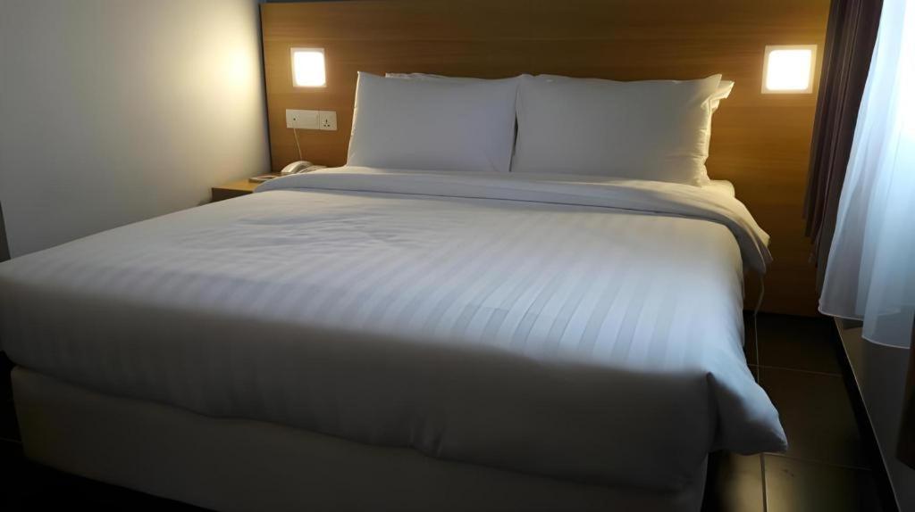 Hotel Seri Perkasa Kota Kinabalu Exteriör bild