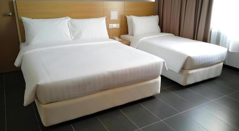 Hotel Seri Perkasa Kota Kinabalu Exteriör bild