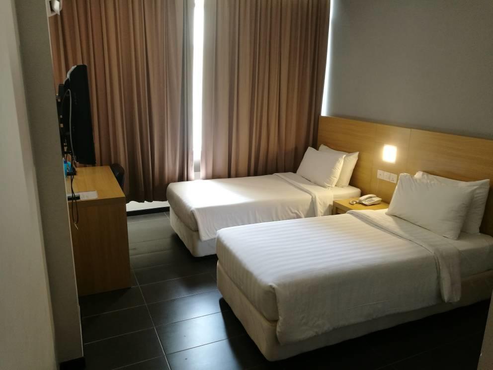 Hotel Seri Perkasa Kota Kinabalu Exteriör bild