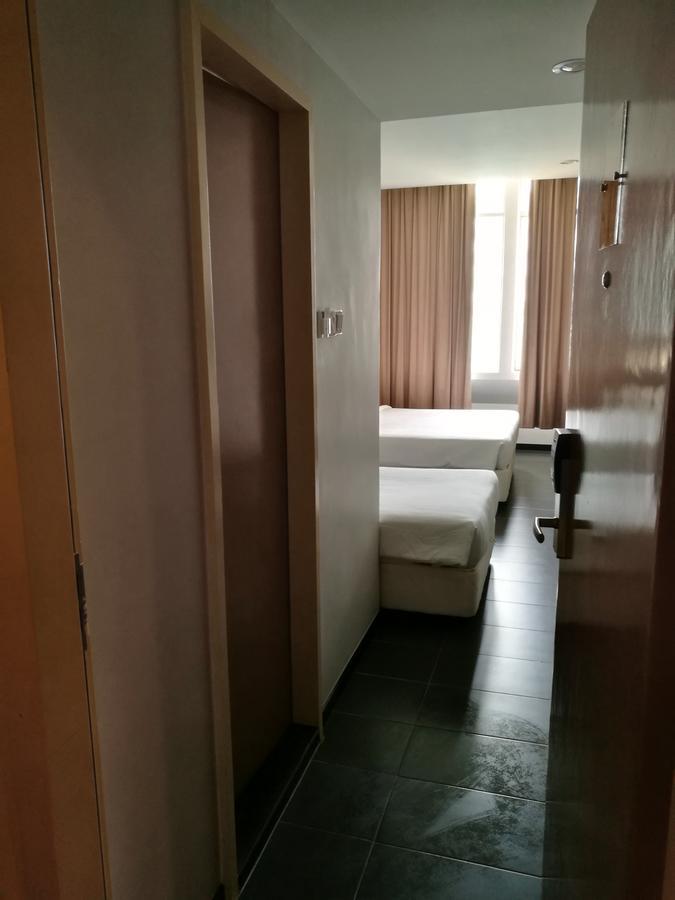 Hotel Seri Perkasa Kota Kinabalu Exteriör bild